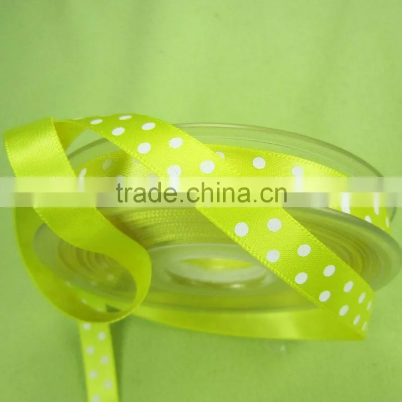 polka dot ribbon