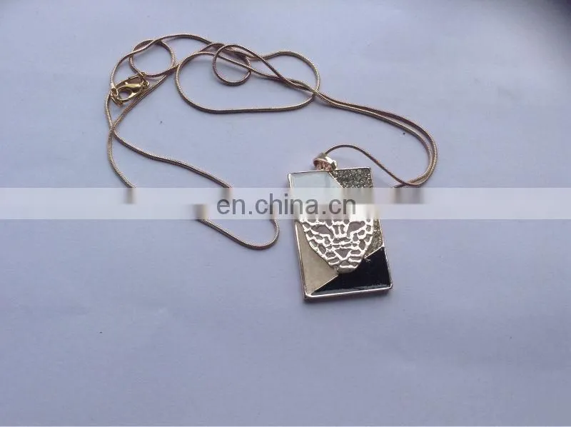 gold Metal necklace