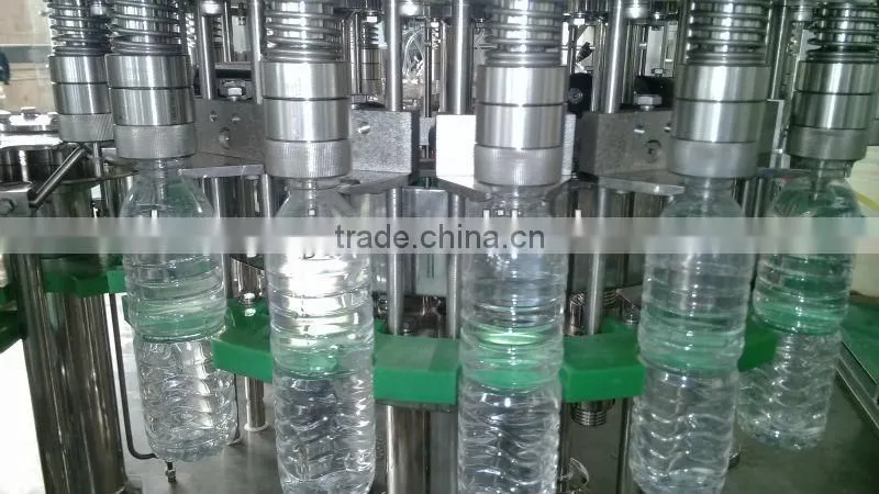 Water/juice/soft drink/liquor bottle packaging machine