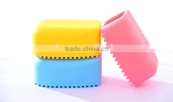 Mini eco-friendly silicone hand washing board