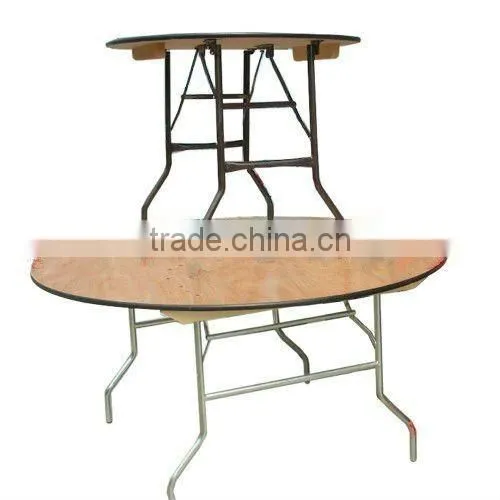 round folding table
