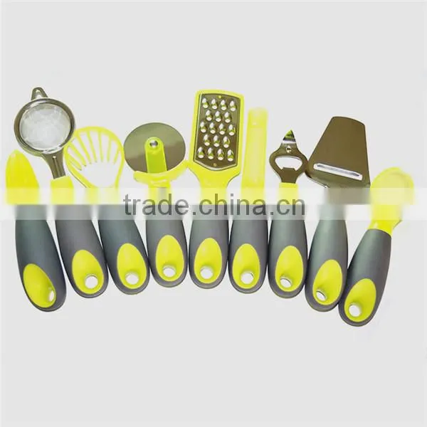 Funky design first rate kitchen accessories set