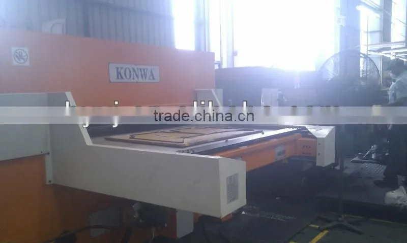 200T Auto-Feeding Precise Four-column Hydraulic Plane Cutting Machine/Die Cutting Machine/Mould Cutting Machine PLC CONTROL