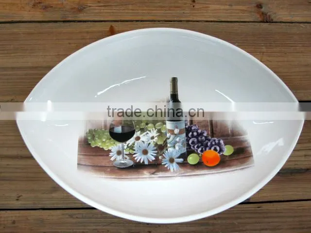 Ceramic boat shape plate
