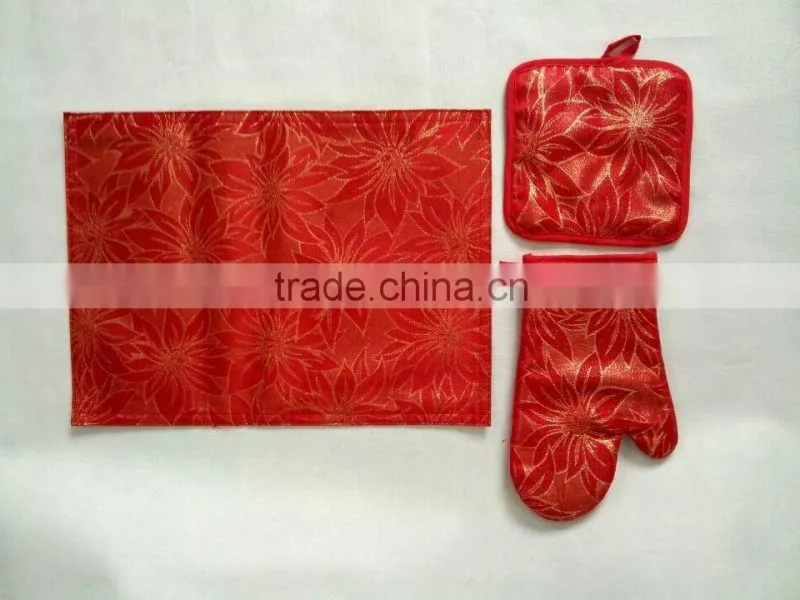 red golden thread glove set and silver glitter sunshine glitter glove set and pot holder