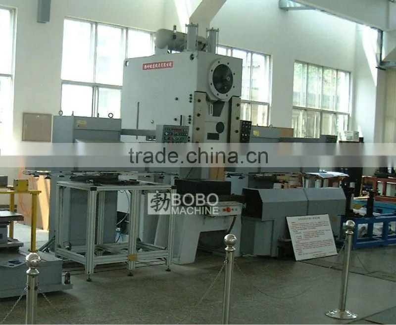 Automatic blanking machine with punching mould