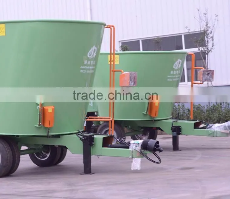 China hot sale feed mixer and self loading feed mixer truck