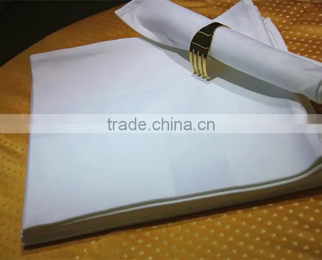 High quality factory direct price white piping dinner napkin