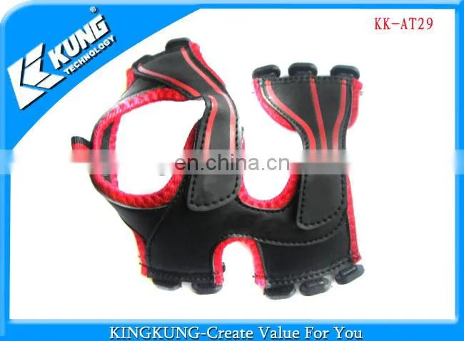 Men's woven massage sandals