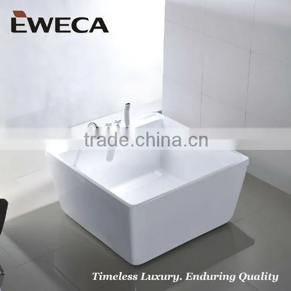 Double sided slipper bathtub