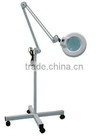 magnifying glass with light stand