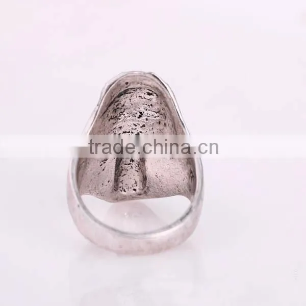 Fashion punk personalized vampire skull finger rings