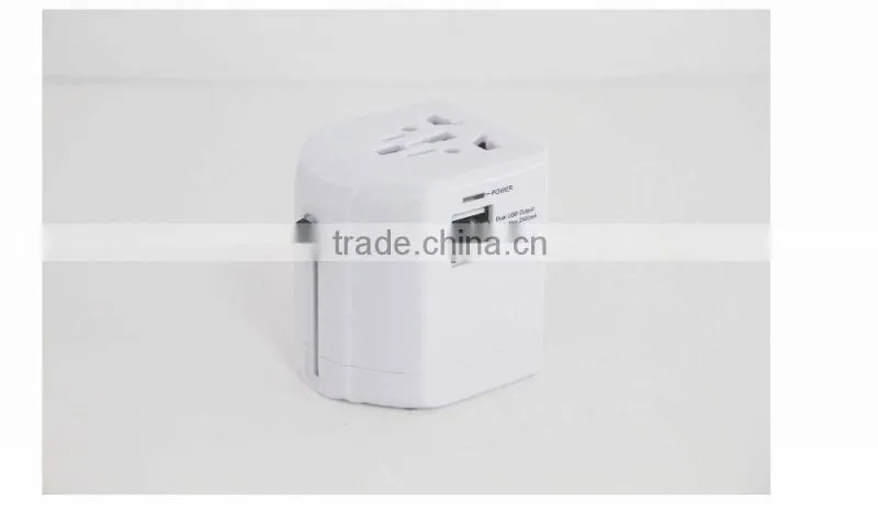 Smart 5V 2500mA Universal Travel Adapters with Dual USB ports