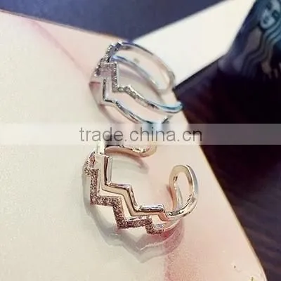 Alibaba New Fashion 925 Silver Rhinestone ECG Ring Design