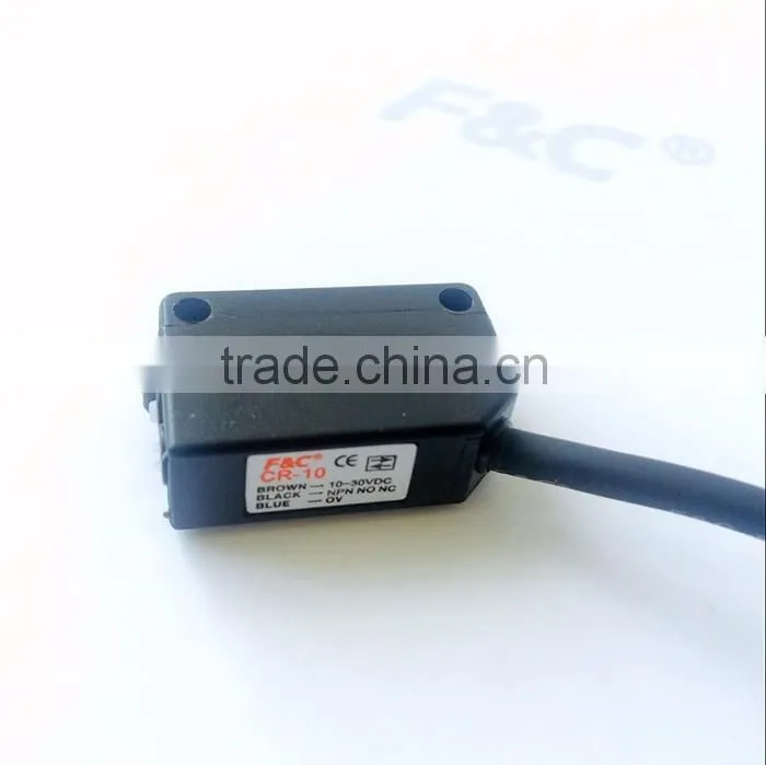 40cm sensing range small retangular PNP diffuse photoelectric sensor