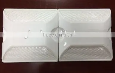 Plastic reflective road studs with high quality
