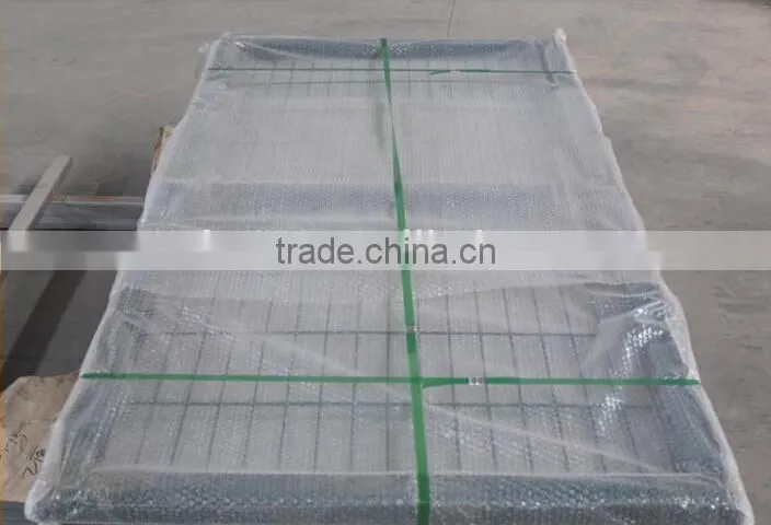 Cheap metal door wire mesh fence design