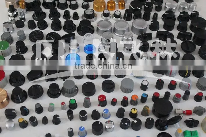 5009-32 ranges with red bakelite control knob