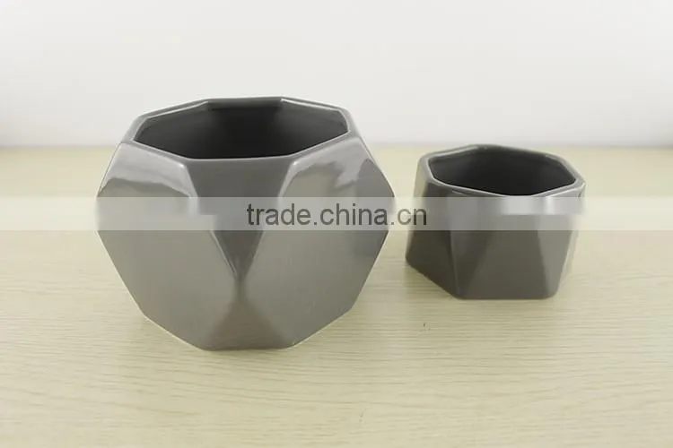 Factory wholesale custom design prismatic holder ceramic candle jar