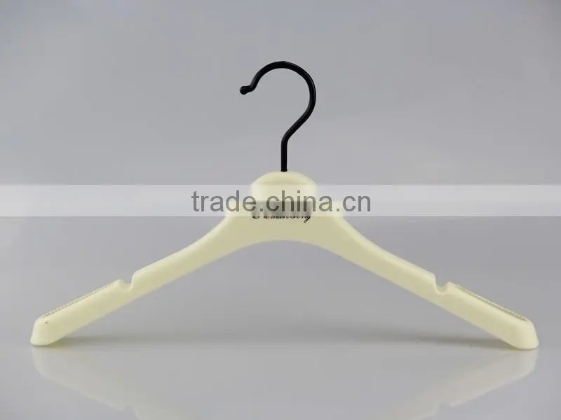 HA6896 large plastic clothes hanger rubber coated men jacket hanger