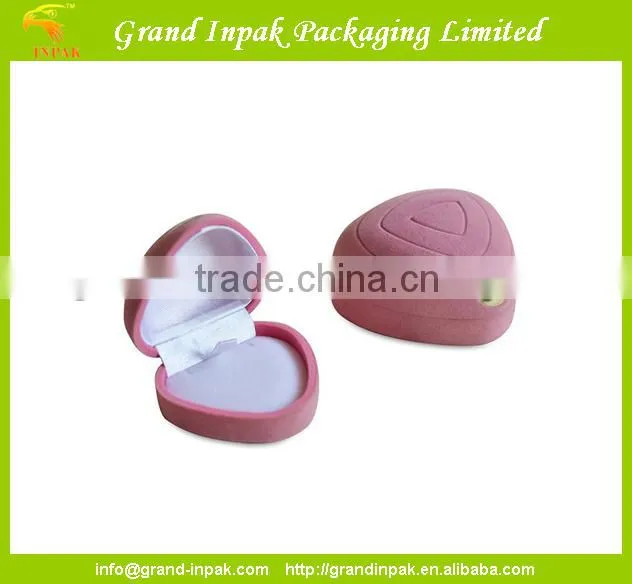 Heart-shaped wedding dresses flocked velvet ring jewelry box