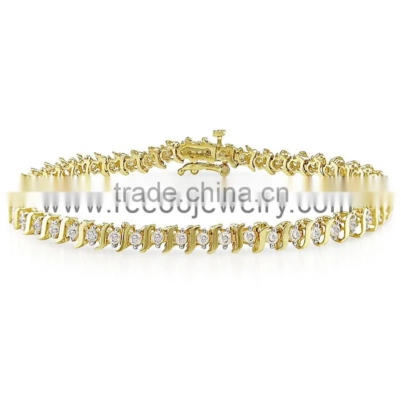 Shiny fashion gold necklace