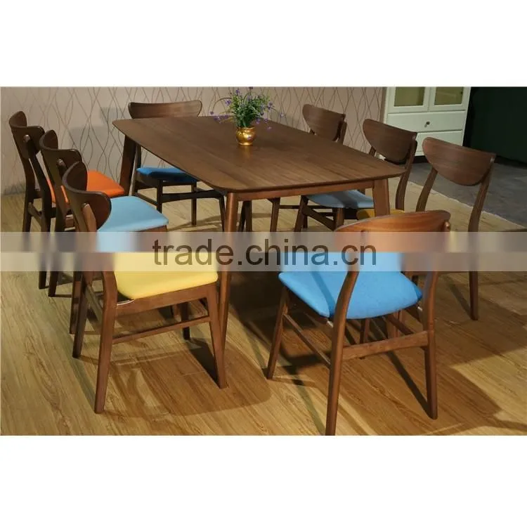 Classical European Style Dining Wooden Table Set
