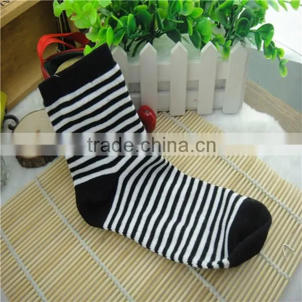 factory wholesale custom girl stripe black color tight socks cotton