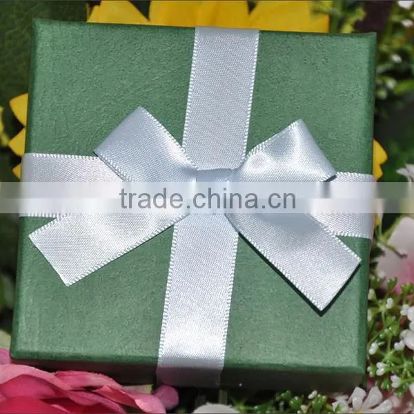 Plastic wedding gift box for wholesales