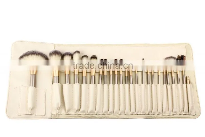 Private label wholesale professional wood handle Pony hair makeup brush