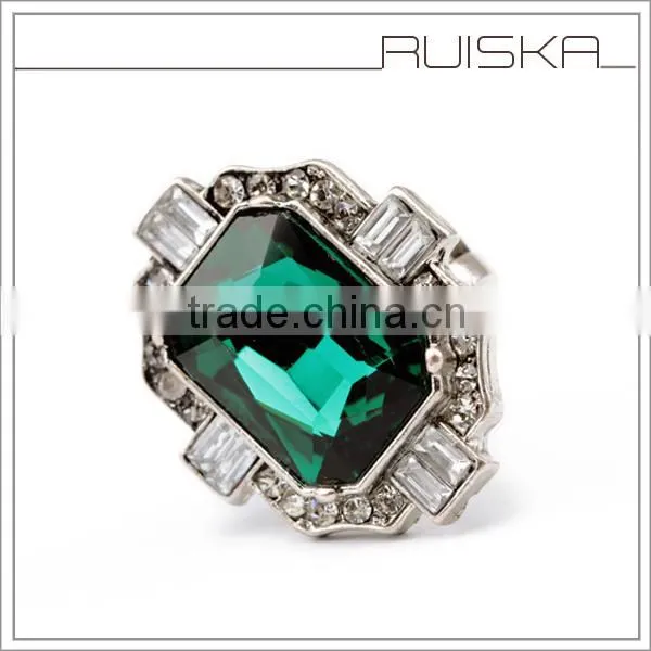 Imitation Green Gemstone Rings Fashion Alloy Rhinestone Ring