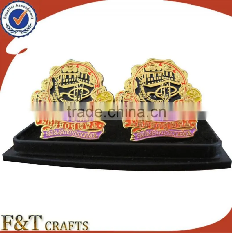 New style hot sales soft enamel epoxy plating gold metal cufflink/cufflink manufacturer