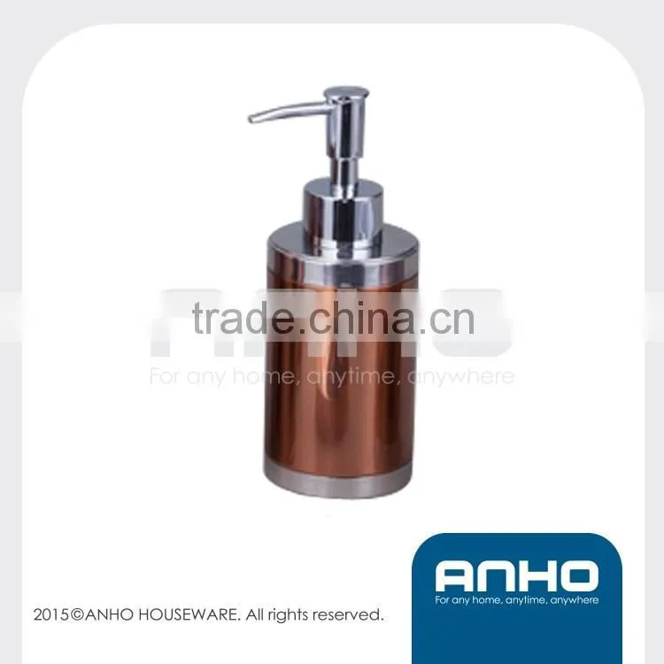 Cylinder soap dispenser to win warm praise from customers