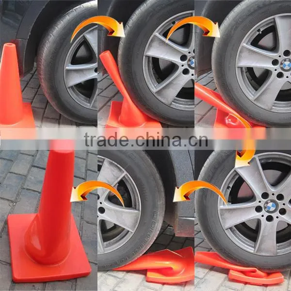 Made of natural rubber with Red and White Reflective film Soft Rubber Road Cone