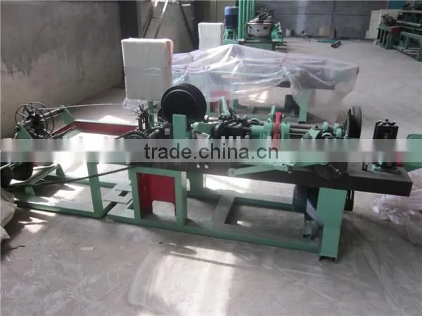 High speed automatic single strand barbed wire machine