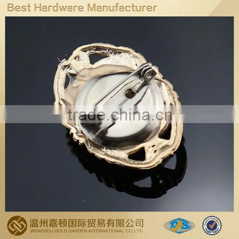 2014 Flower Shape brooch/wedding brooches wholesale/clear diamante brooches for weddings