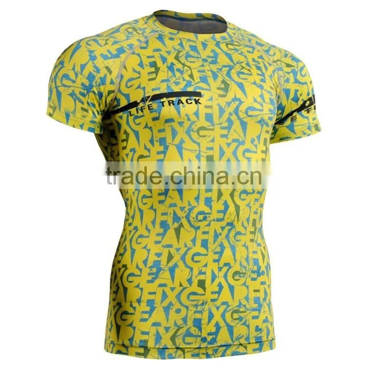 2015 Professional Fitness Wear Black Compression Shirt for Training/Yoga