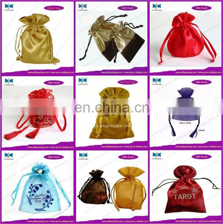 2016 wholesale hot sell white velvet comestic bag