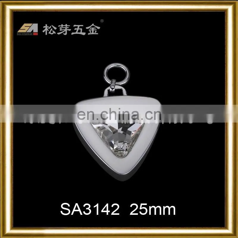 China Dongguna Hardware Accesory For Bag, Zinc Alloy Metal Hardware, Plated Hardware Fitting For Bags