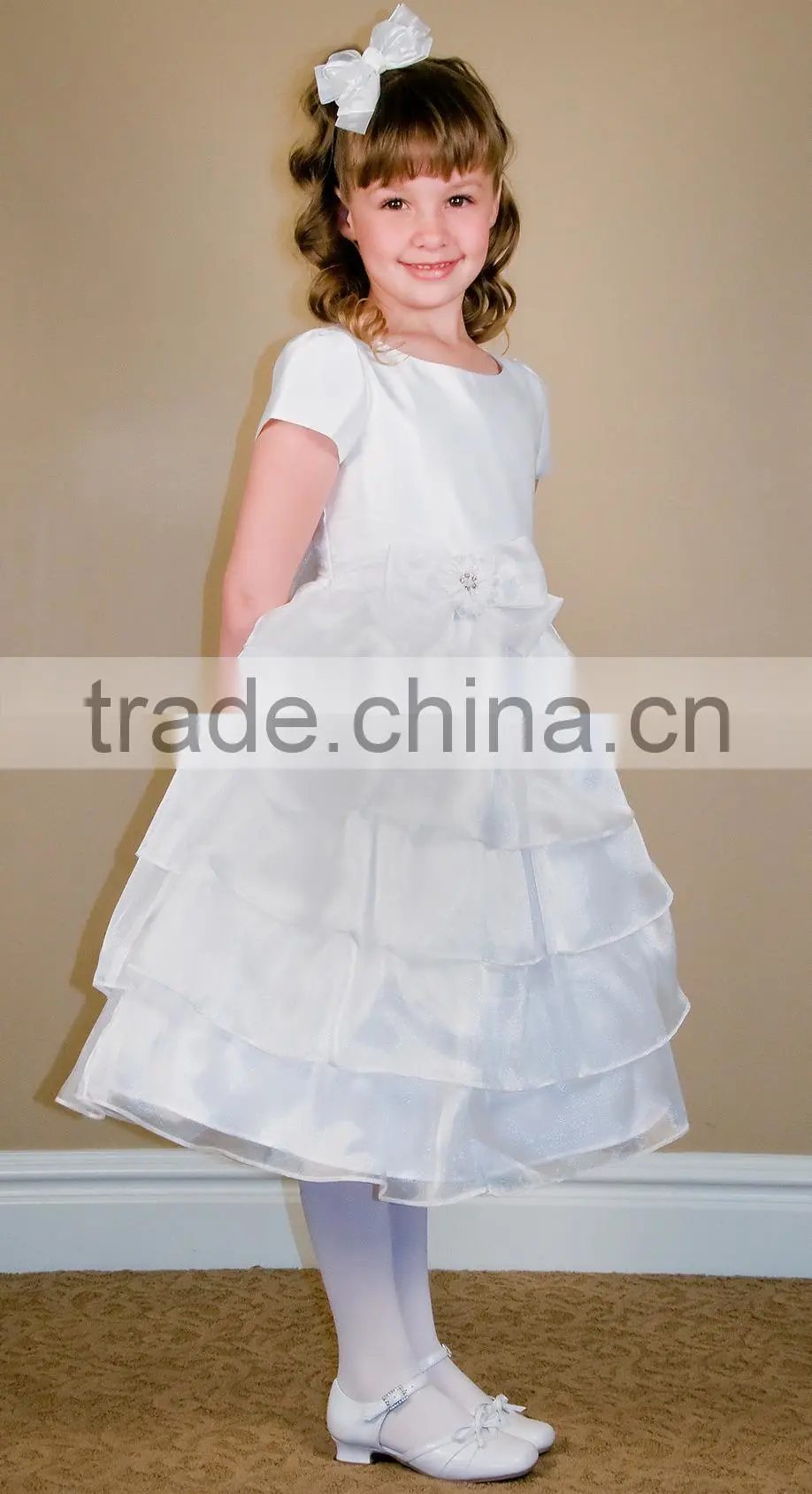 new design Ivory petti lace ruffle dress , baby dress pattern flower girl