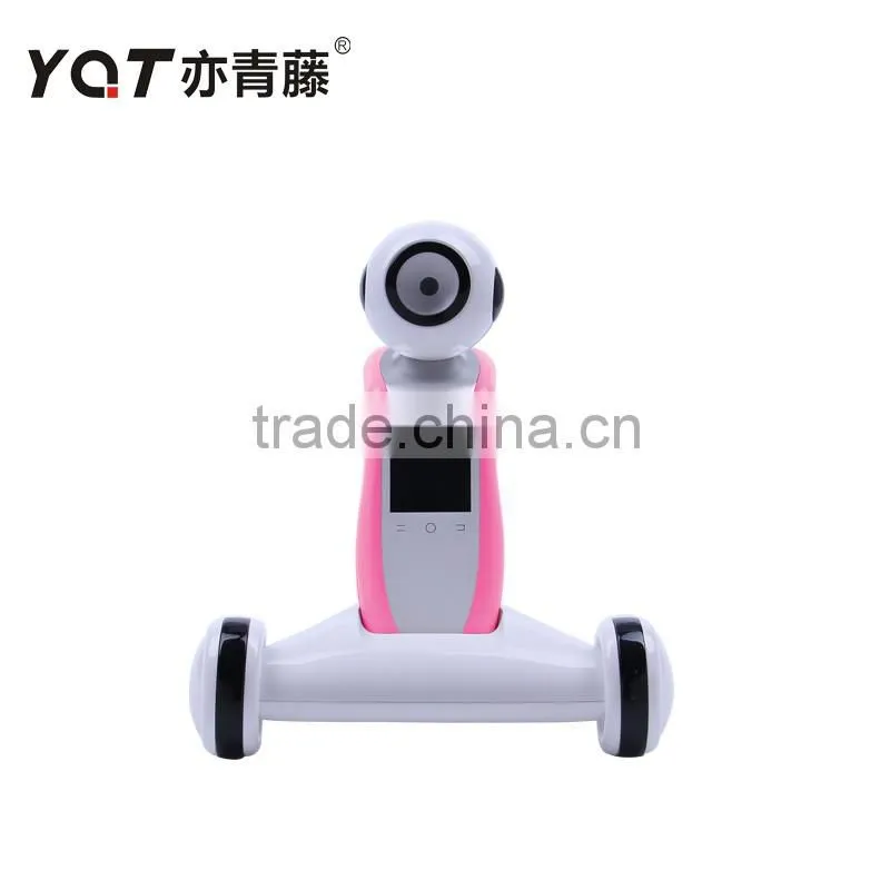 Genius Q voice chatting smart home control battery operated toy robot with phone funcion for kids