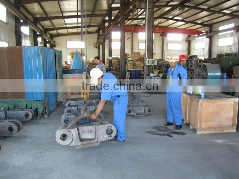 crawler pad link casting