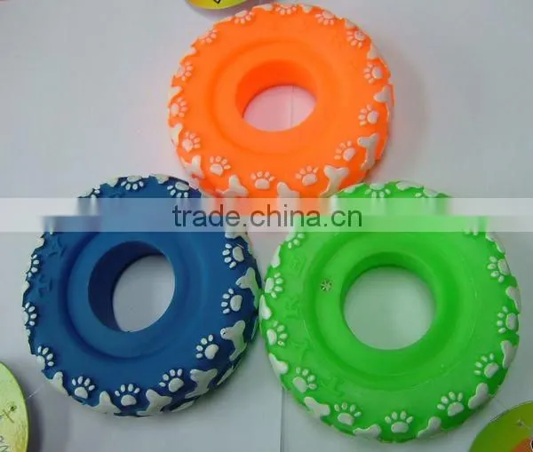 dog tire toy--tire with paw printed