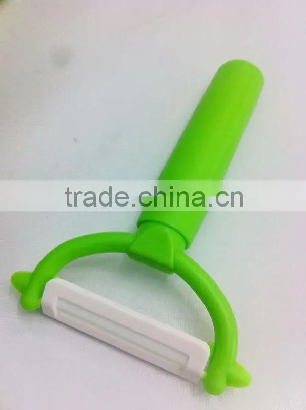 Ceramic knife with acrylic block for kitchen