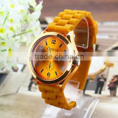 Popular Geneva Quartz Silicone Watch