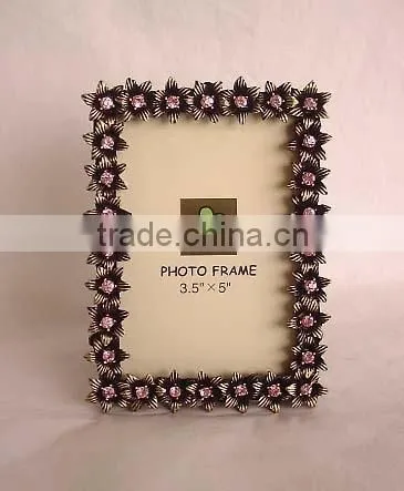 jewel in flower decorated metal zinc alloy photo frame for home decoration