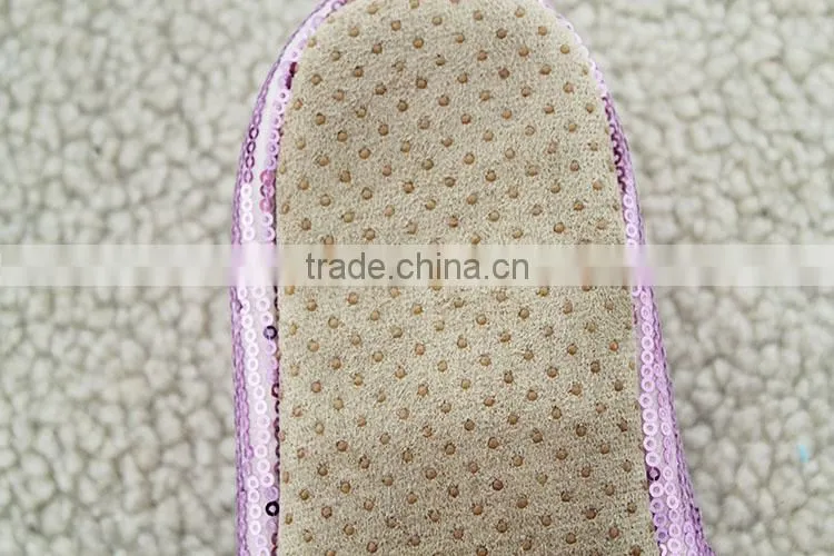 New material paillette indoor soft sole wide dance shoes for women