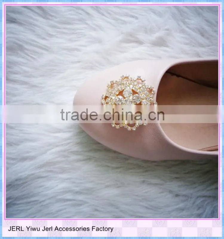 Popular high quality round flower rhinestone button for garment accessories