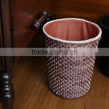 Linyi hotsale wicker trash can baskets with handle from manufacturer