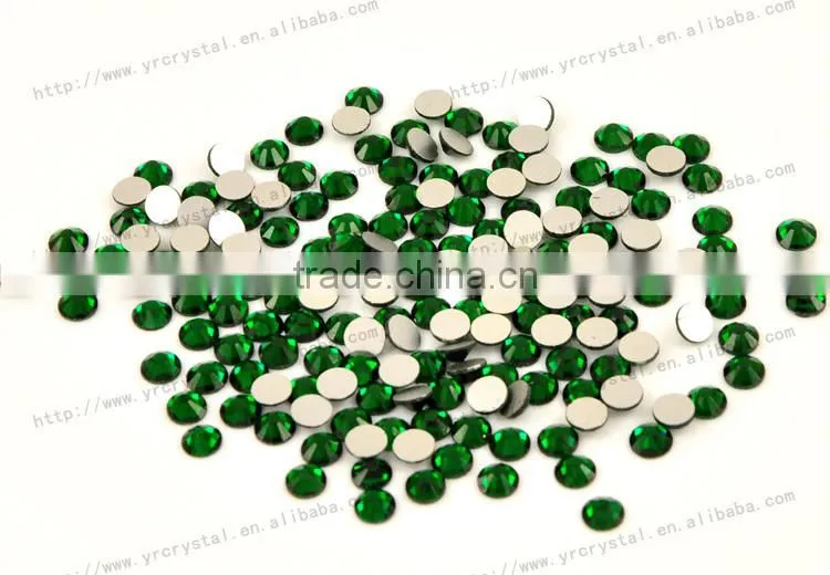 Round shape emerald color silver base crystal rhinestones flat back diamond